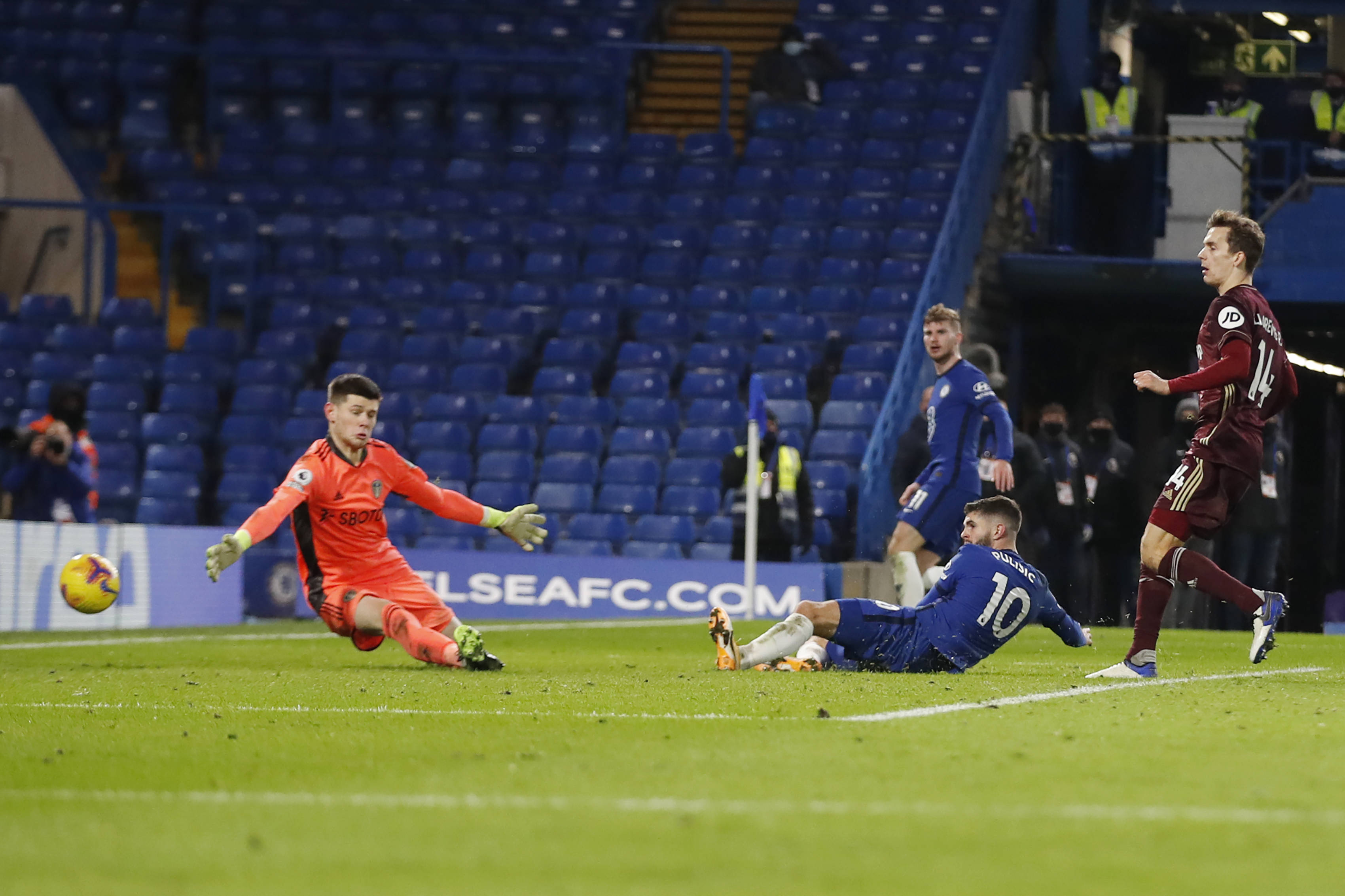 如今只能依 如今只能依